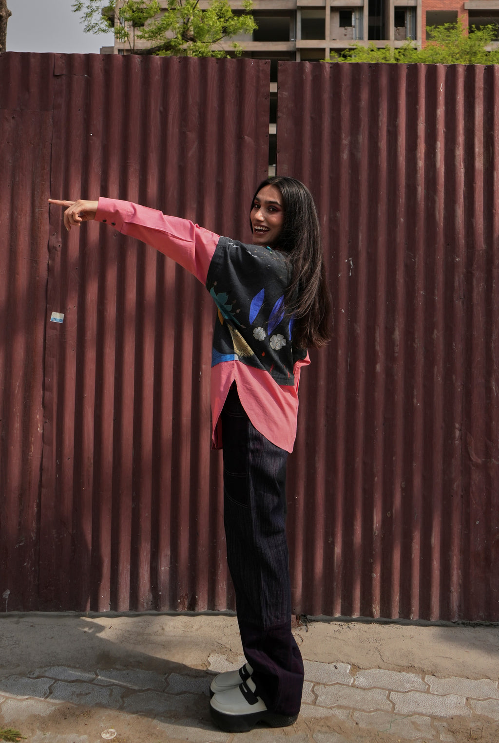 OVERLAY SHIRT IN CHETTI BLACK WITH CLAY PINK COLOURBLOCK