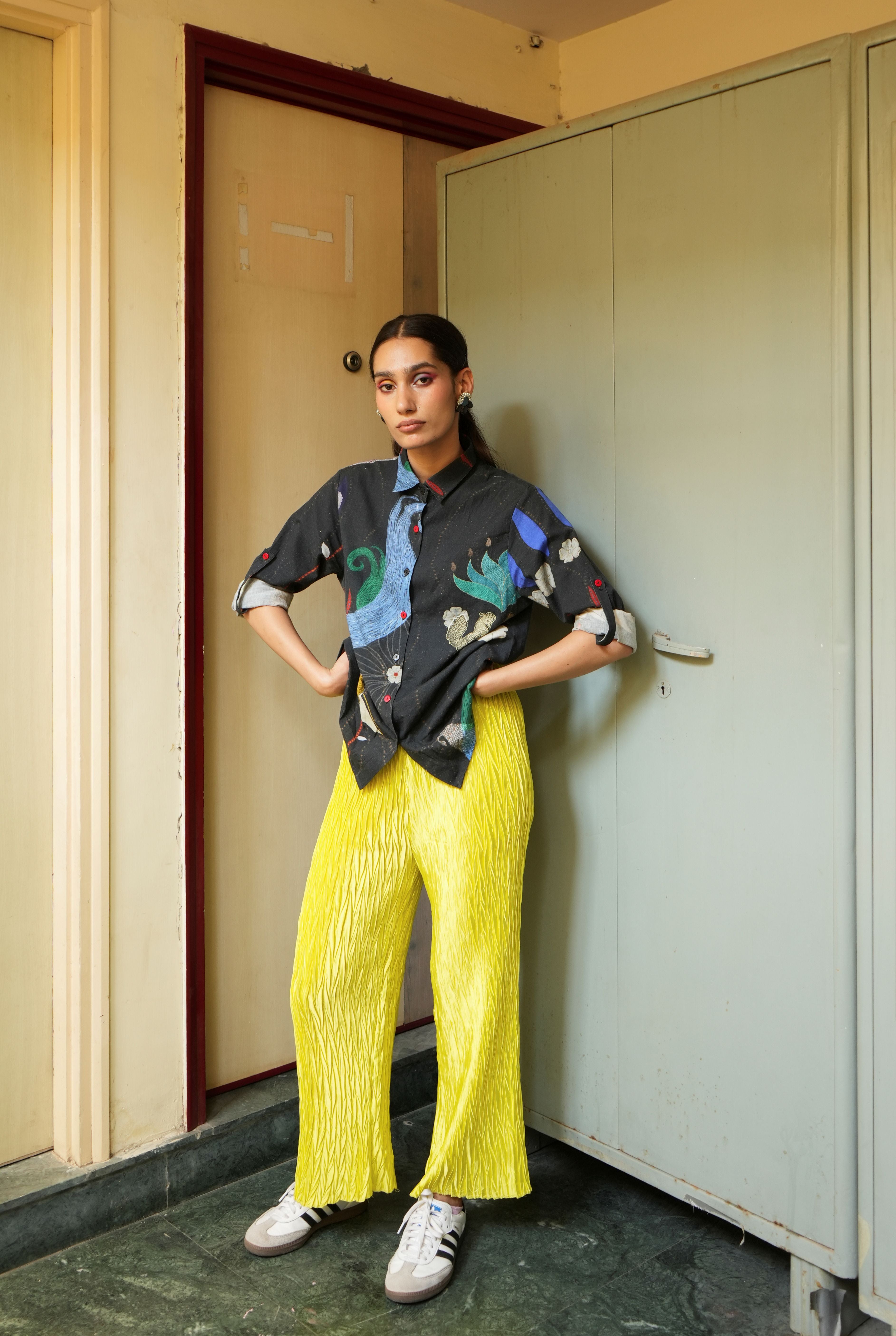 CLASSIC WOMEN’S SHIRT IN CHETTI BLACK