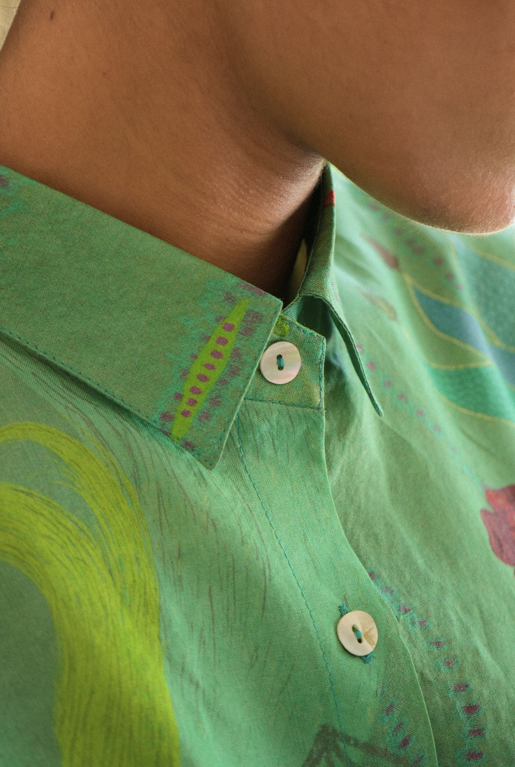 OVERSIZED TASSAR SHIRT IN CHETTI GREEN PRINT