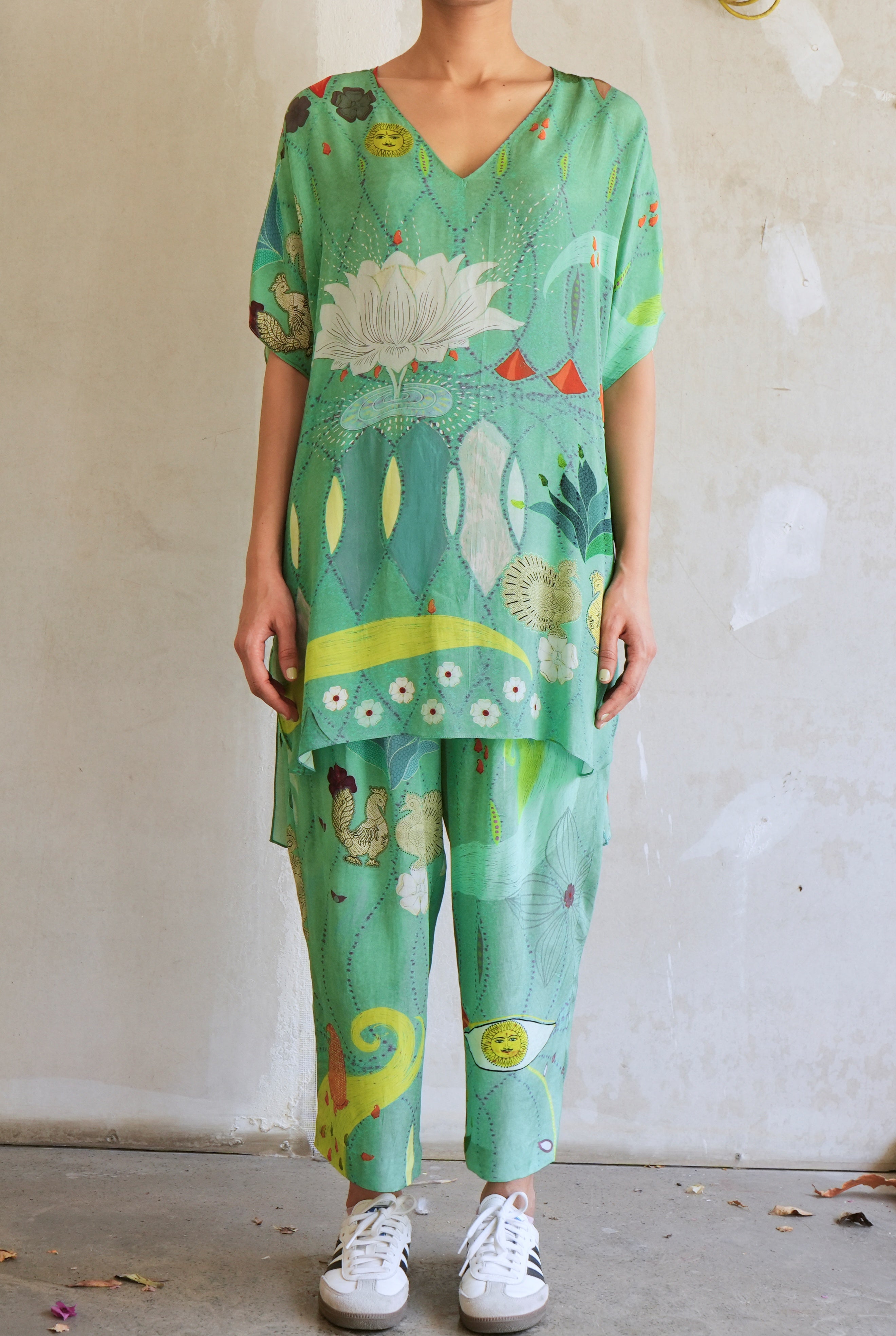 GARDEN CO-ORD SET IN CHETTI GREEN PRINT