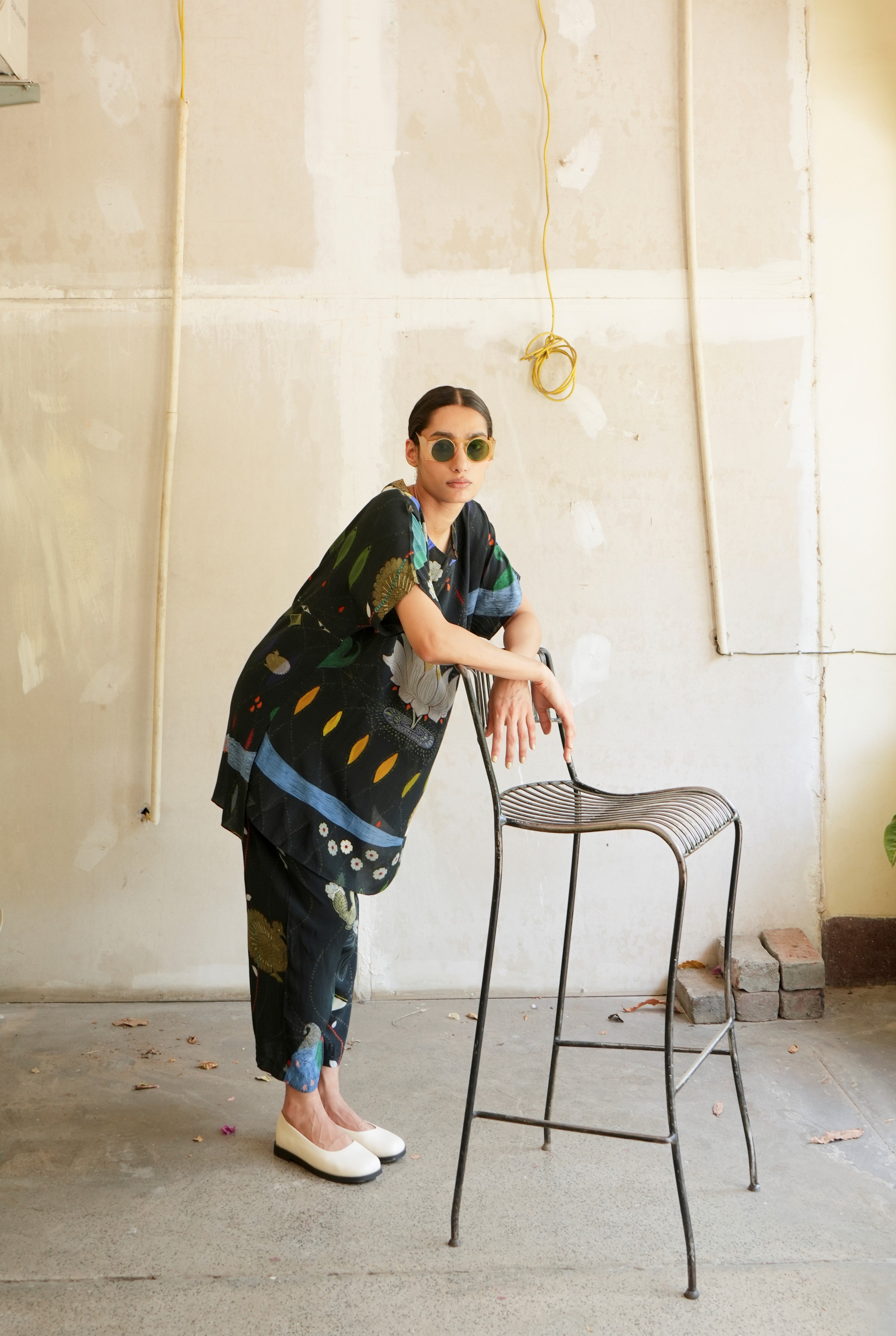 GARDEN CO-ORD SET IN CHETTI BLACK PRINT