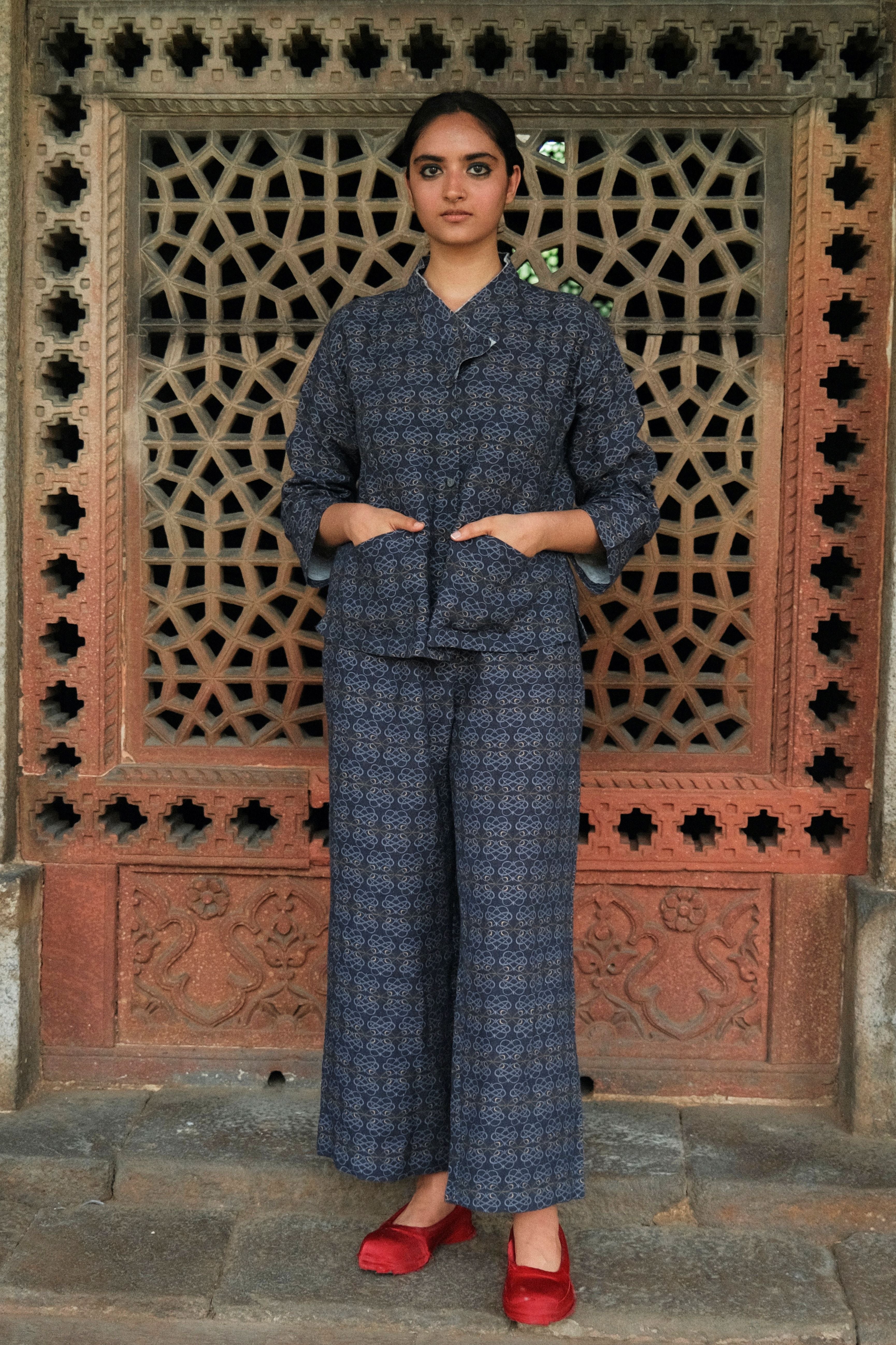 MONK SHACKET AND JILL PANTS IN AC JAAL NAVY PRINT