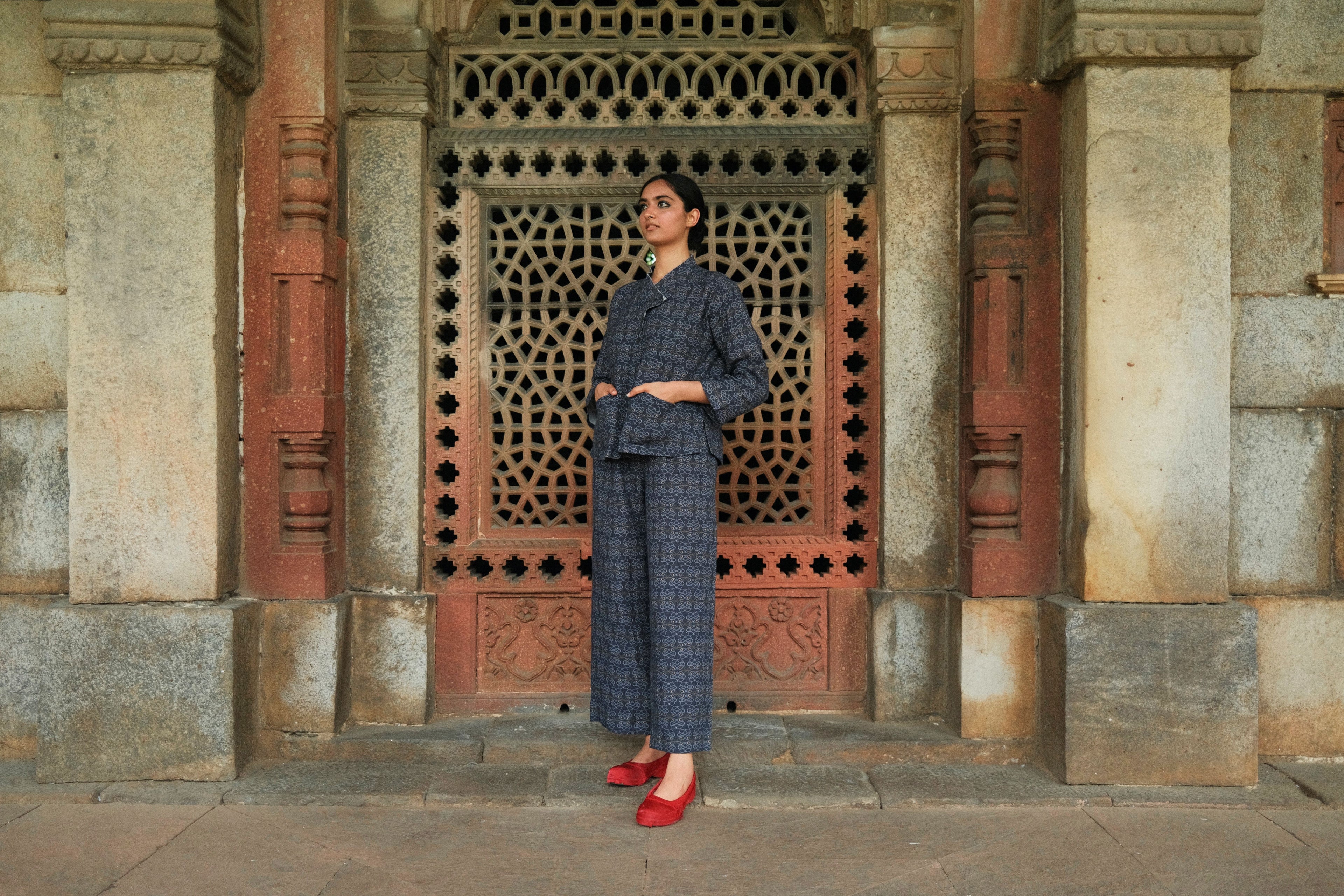 MONK SHACKET AND JILL PANTS IN AC JAAL NAVY PRINT