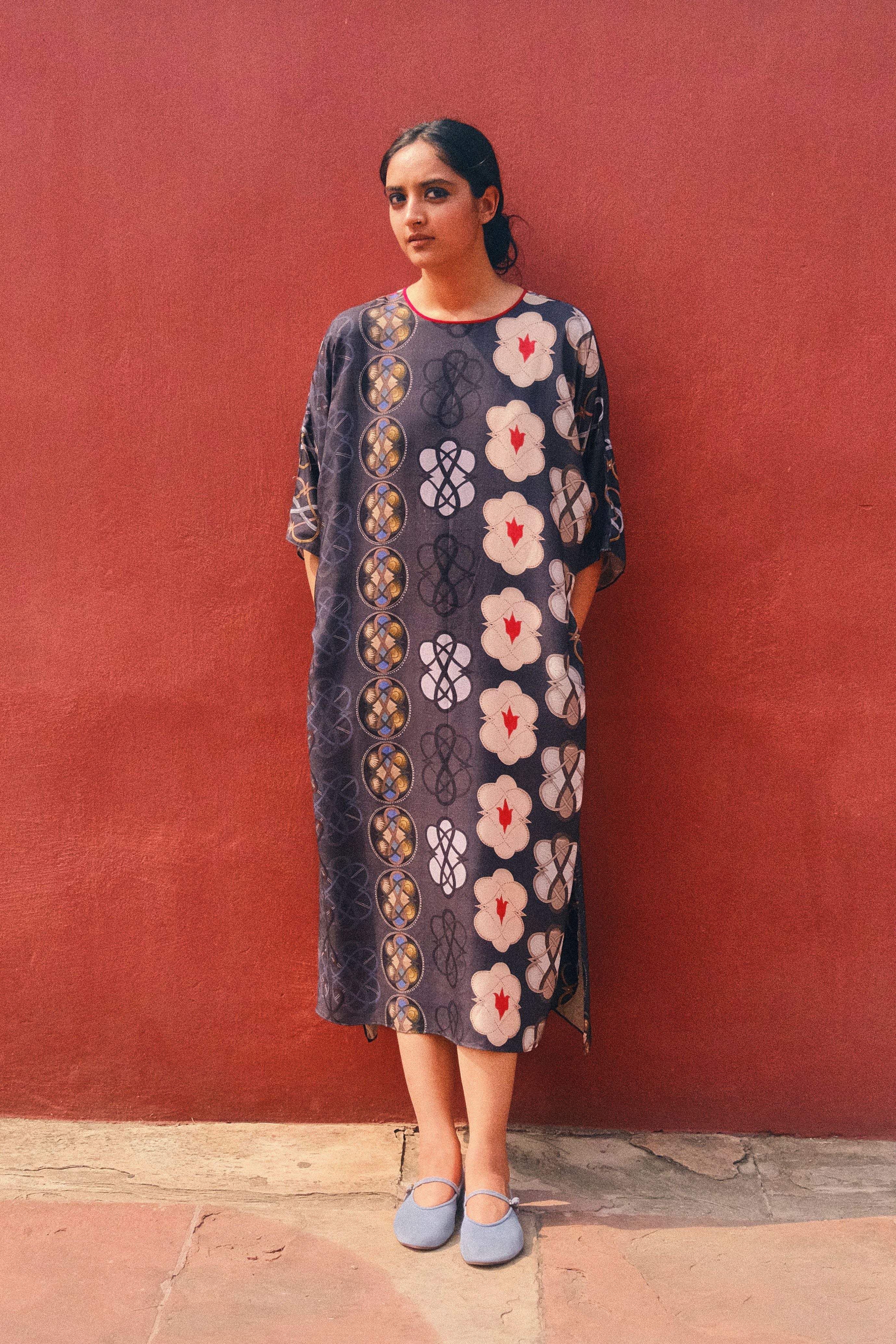 KAFTAAN DRESS IN AC NAVY PRINT
