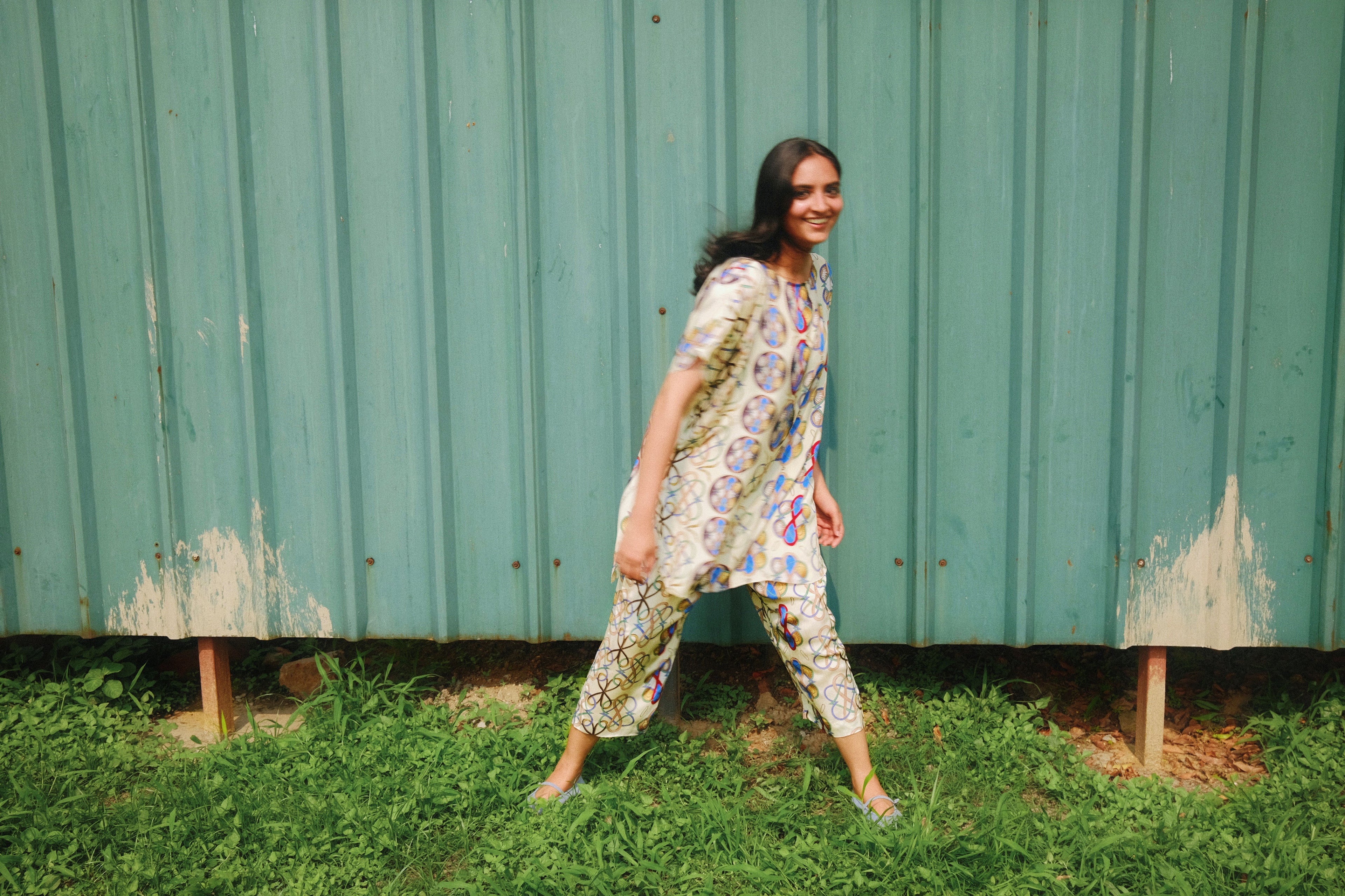 GARDEN CO-ORD SET IN AC BEIGE PRINT