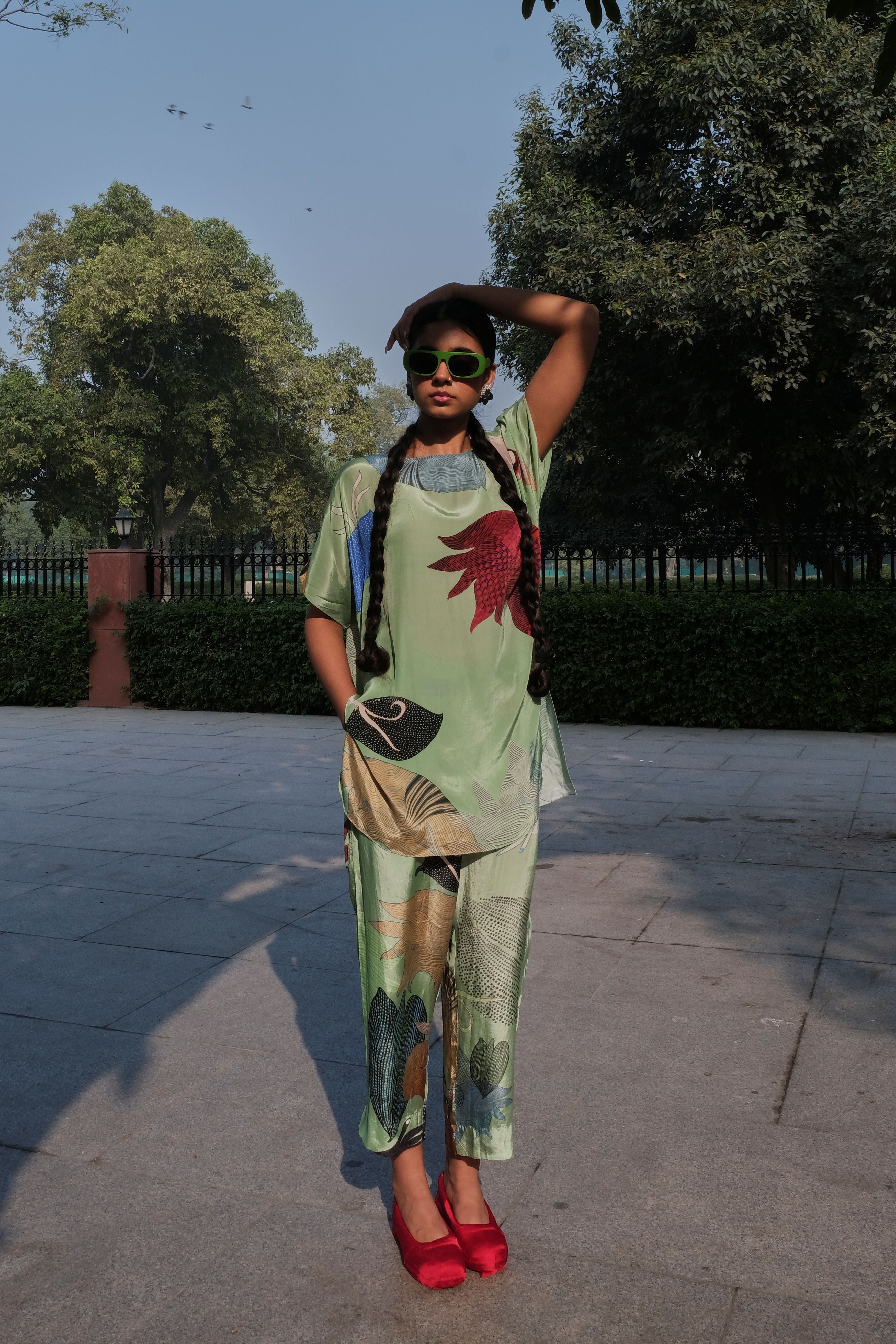 GARDEN CO-ORD SET IN FAITH GREEN PRINT