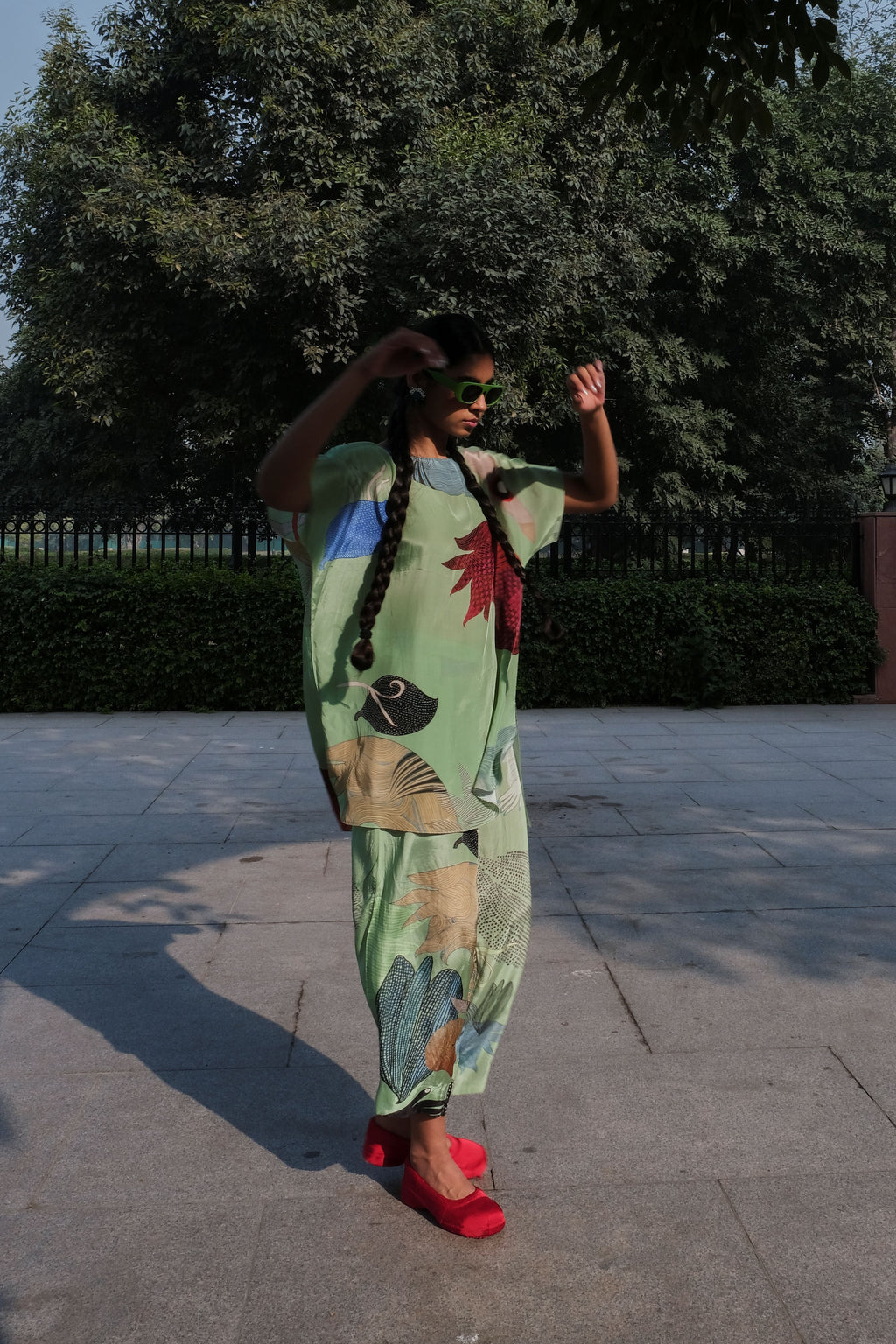 GARDEN CO-ORD SET IN FAITH GREEN PRINT