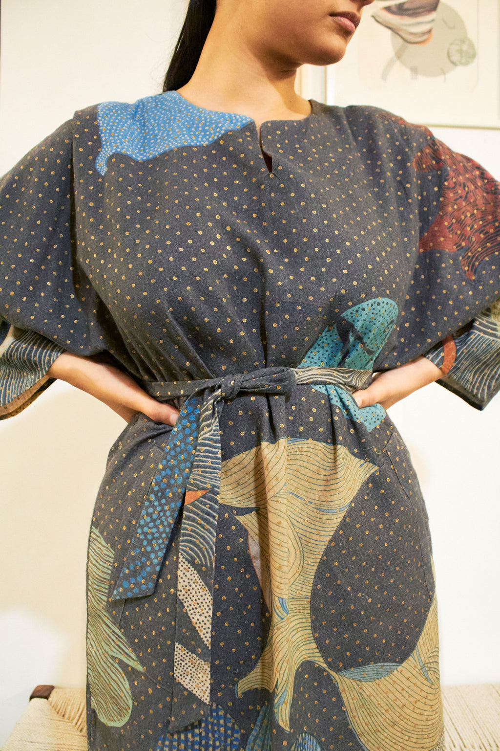 KAZA KIMONO DRESS IN FAITH CHARCOAL PRINT