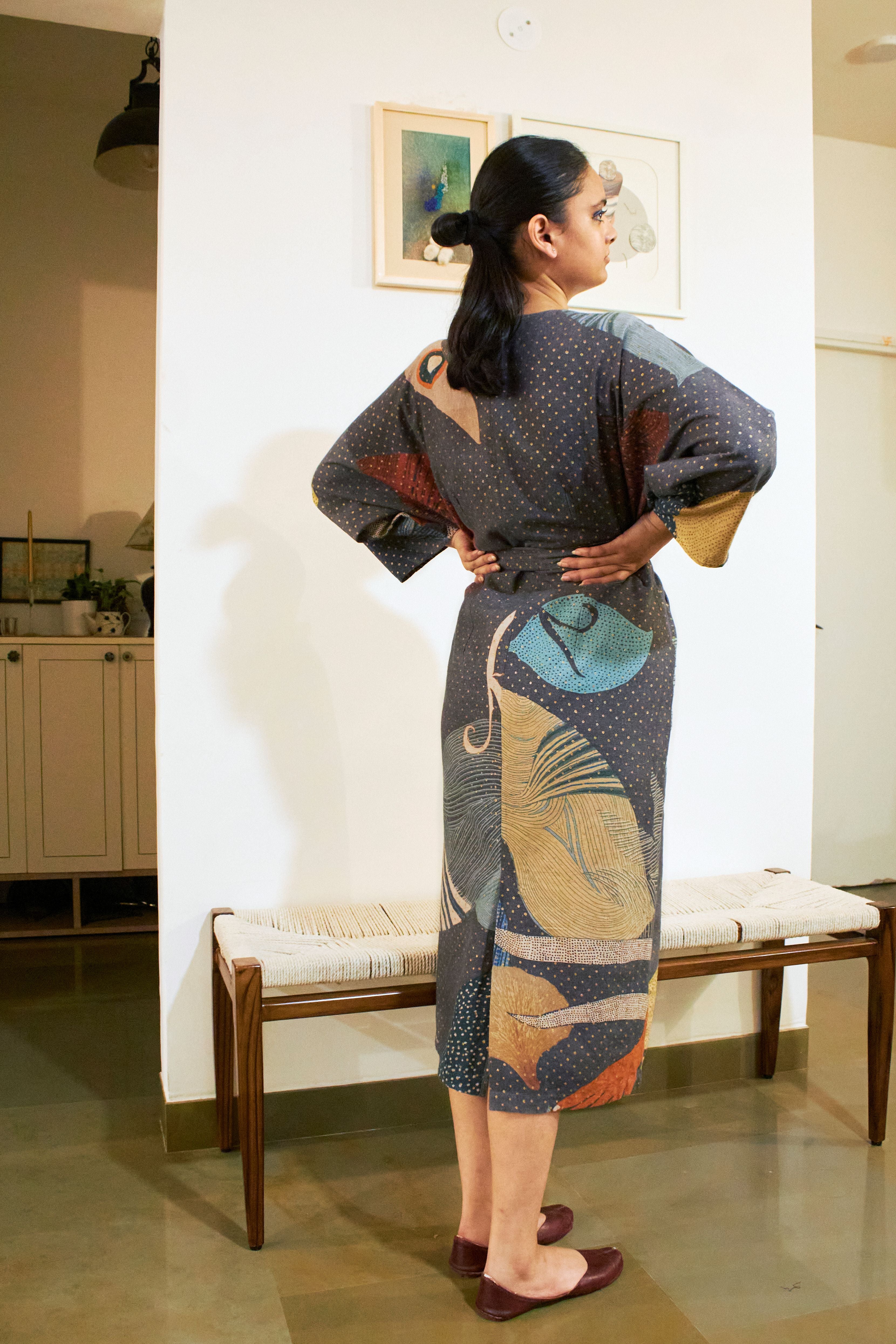 KAZA KIMONO DRESS IN FAITH CHARCOAL PRINT